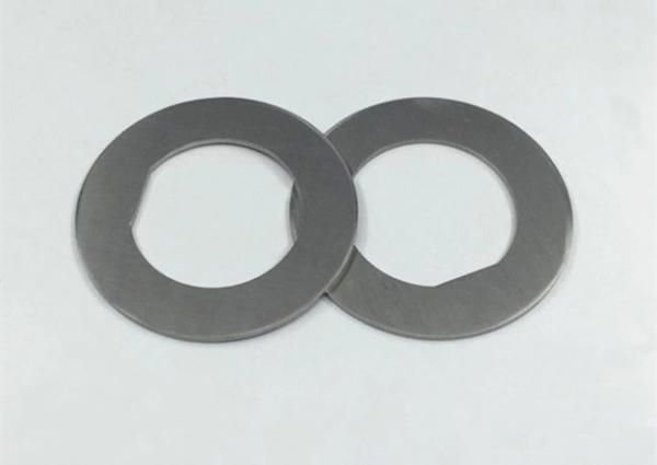 china fasteners manufacturer supply stamping parts zinc plating din 125 bolt