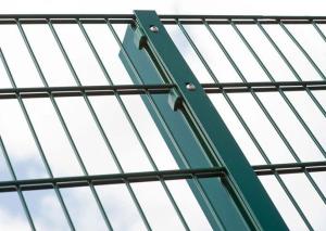 Quality 1.5mm Double Horizontal Wire Fence Ral 6005 Residential Pvc Coated Green wholesale