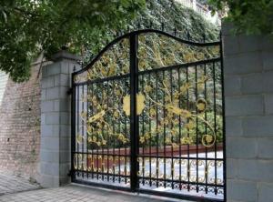 Quality Custom Design Wrought Iron Fence Gate Waterproof Environmentally Friendly wholesale