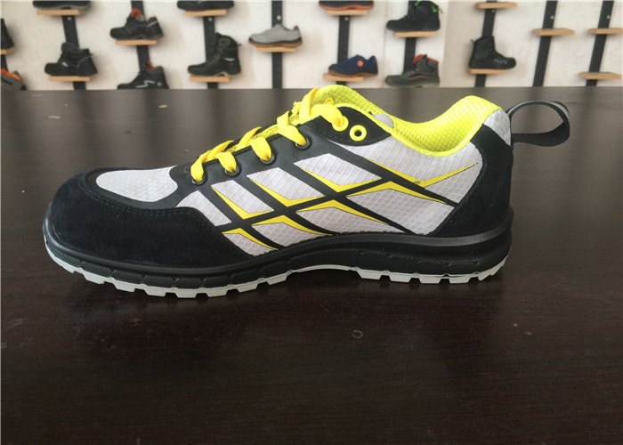 Puncture Resistant Rubber Safety Shoes Shock Absorbing For Special Purpose