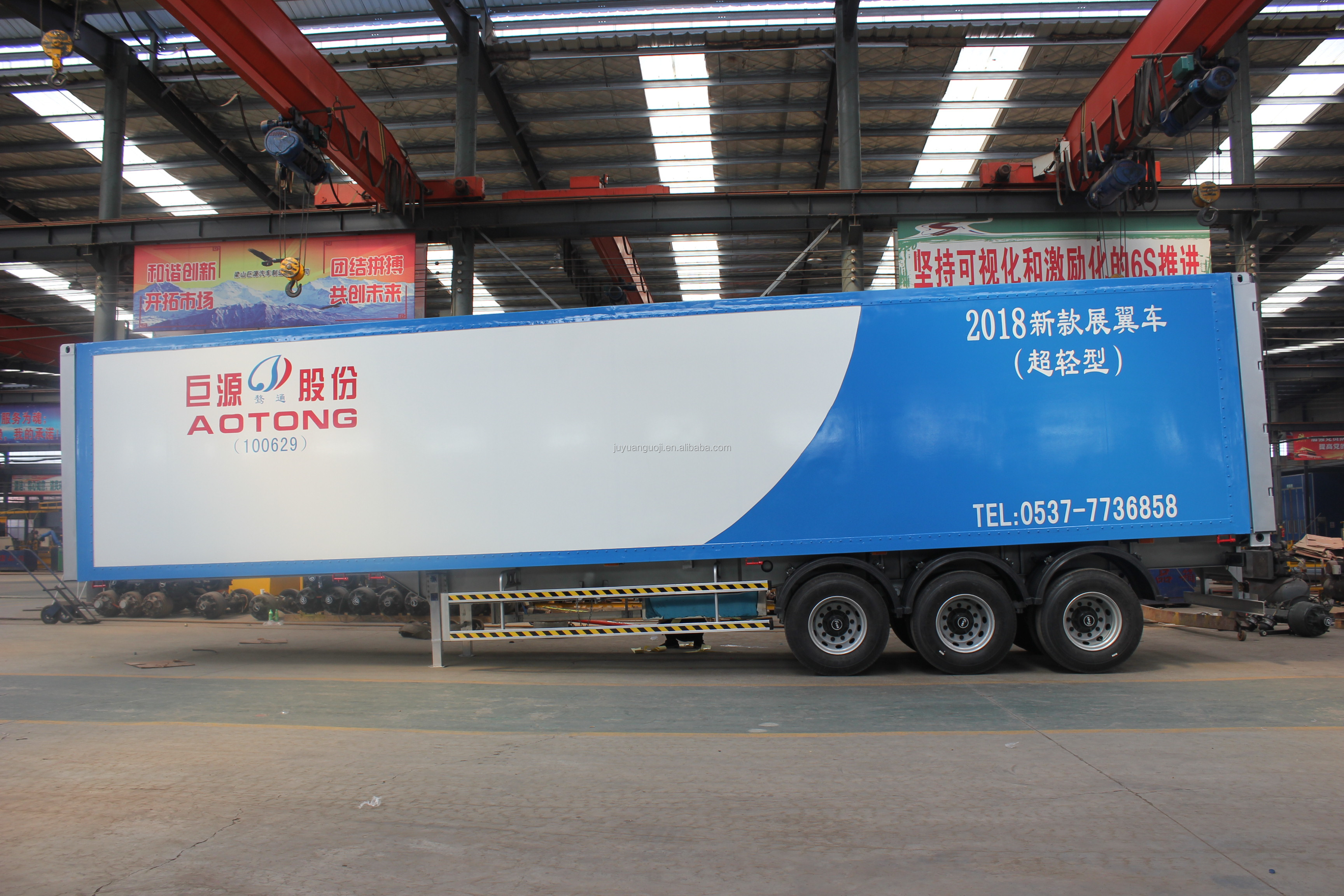 53ft Enclosed Box Cargo Dry Wing Van Truck Semi Trailer with 30-100T Max Payload