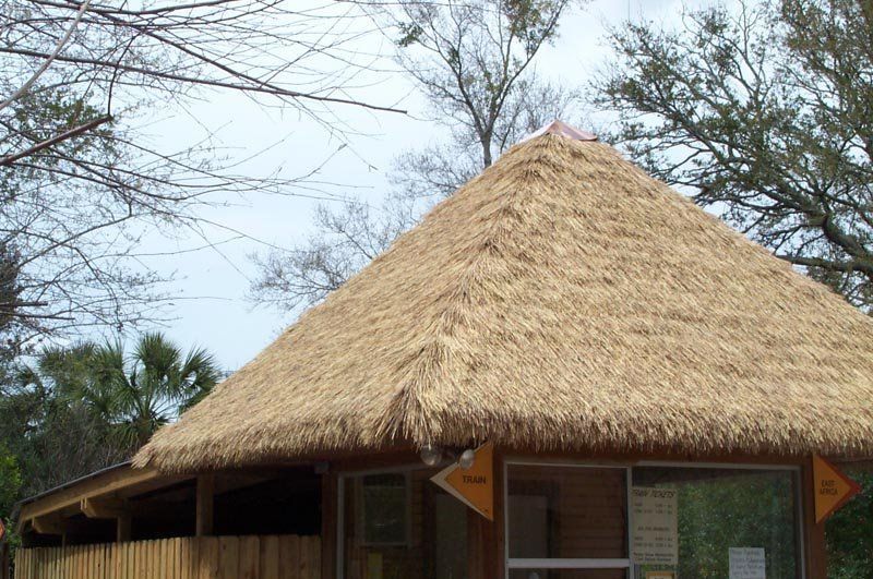 Artificial Synthetic Simulation Thatch Roof Tile for Roofing Material