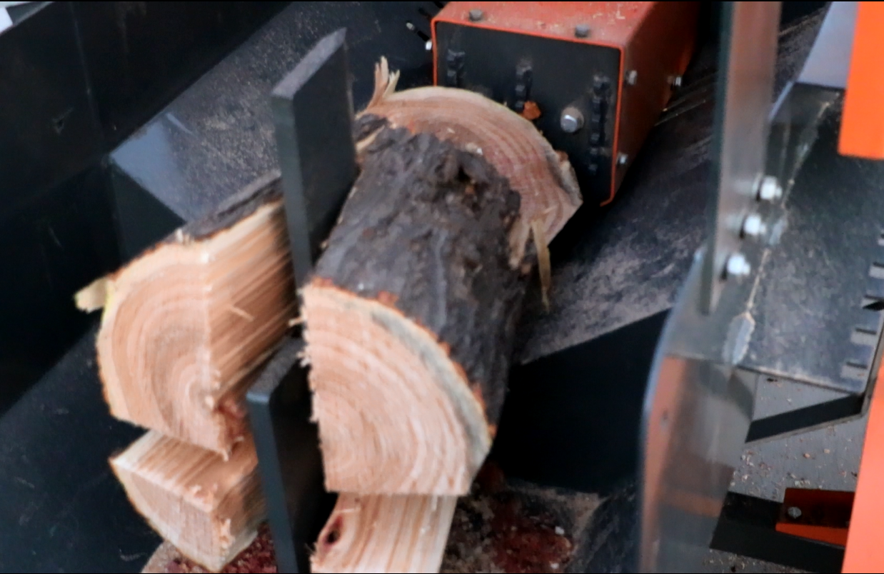 Powerful 20ton Gasoline Portable Split Wood Firewood Processor Machine for Forestry