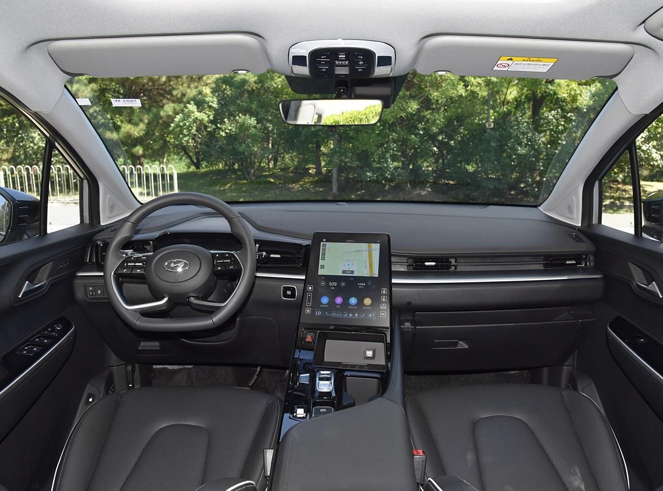 Beijing Hyundai Custo 2024 Model 270TGDi LUX Edition 5 Door 7 Seaters MPV 1.5T 170hp L4 Front Suspension Macpherson