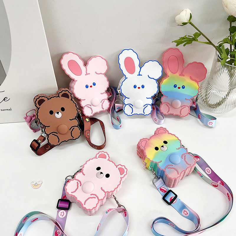 Lightweight BPA Free Silicone Pen And Pencil Box Pop Shoulder Purse Fidget Toys Bag For Girls Corssbody Shoulder Purse