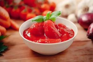 Quality Custom Whole Peeled Tomatoes Canned Healthy Food Tomato Paste Sauces wholesale