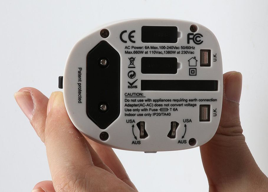 Most Popular AC Output 6A Travel Power Adapter With 2.5A Dual USB Charging Port For Business