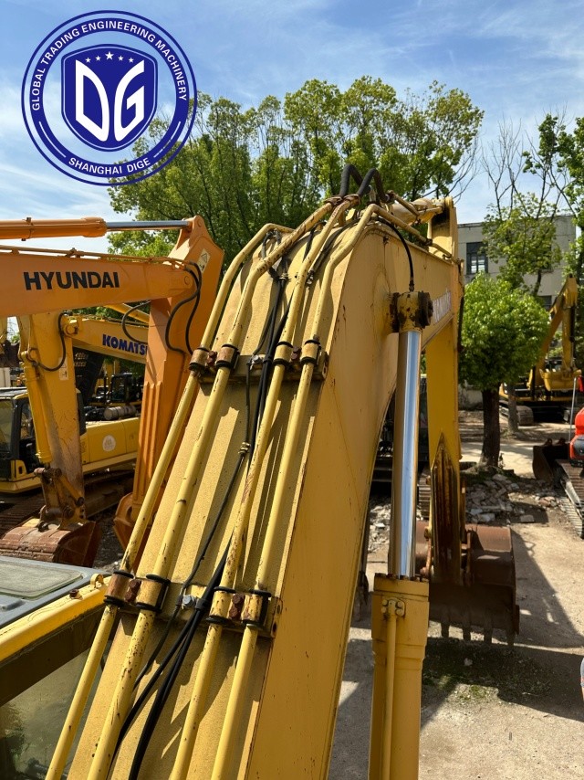 20 ton excavator Used excavator Origin Japan PC240 Used Komatsu Excavator