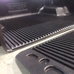 Dongsui OEM 4X4 Car Accessories Truck Bed Liner Cover HDPE Double Cab Bedliner