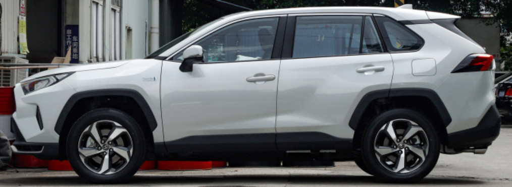 Toyota RAV4 2022 Dual Engine 2.5L E-CVT 4 WD Jingying Plus Version Compact SUV 5 Door 5 Seats