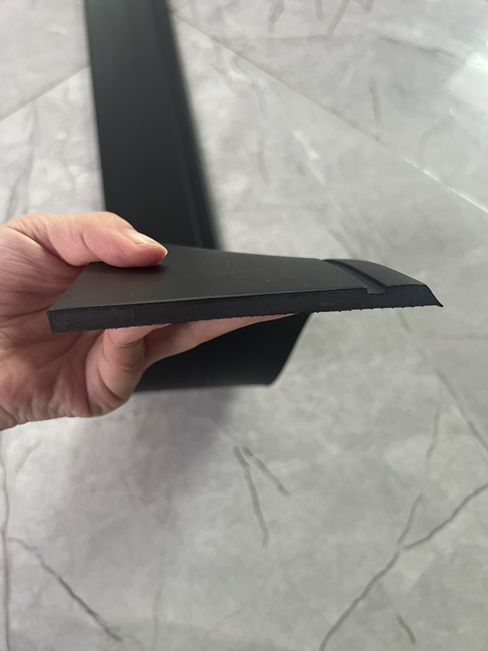 Scratch Resistant PVC Skirting Trim Molding for Flexible Vinyl Baseboard 4" 6" Height