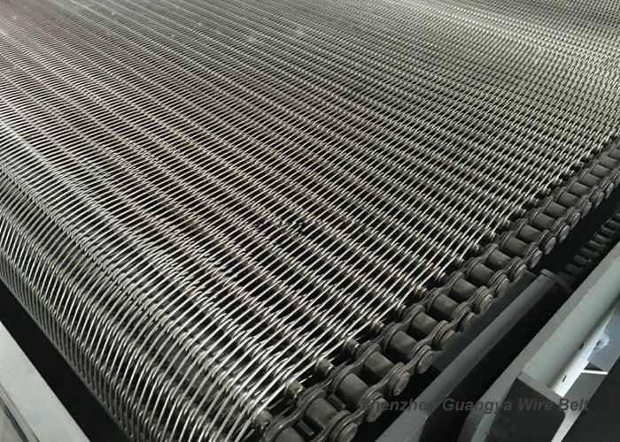 Stainless Steel Furnace Conveyor Belt With Roller Chain Anti Corrosion