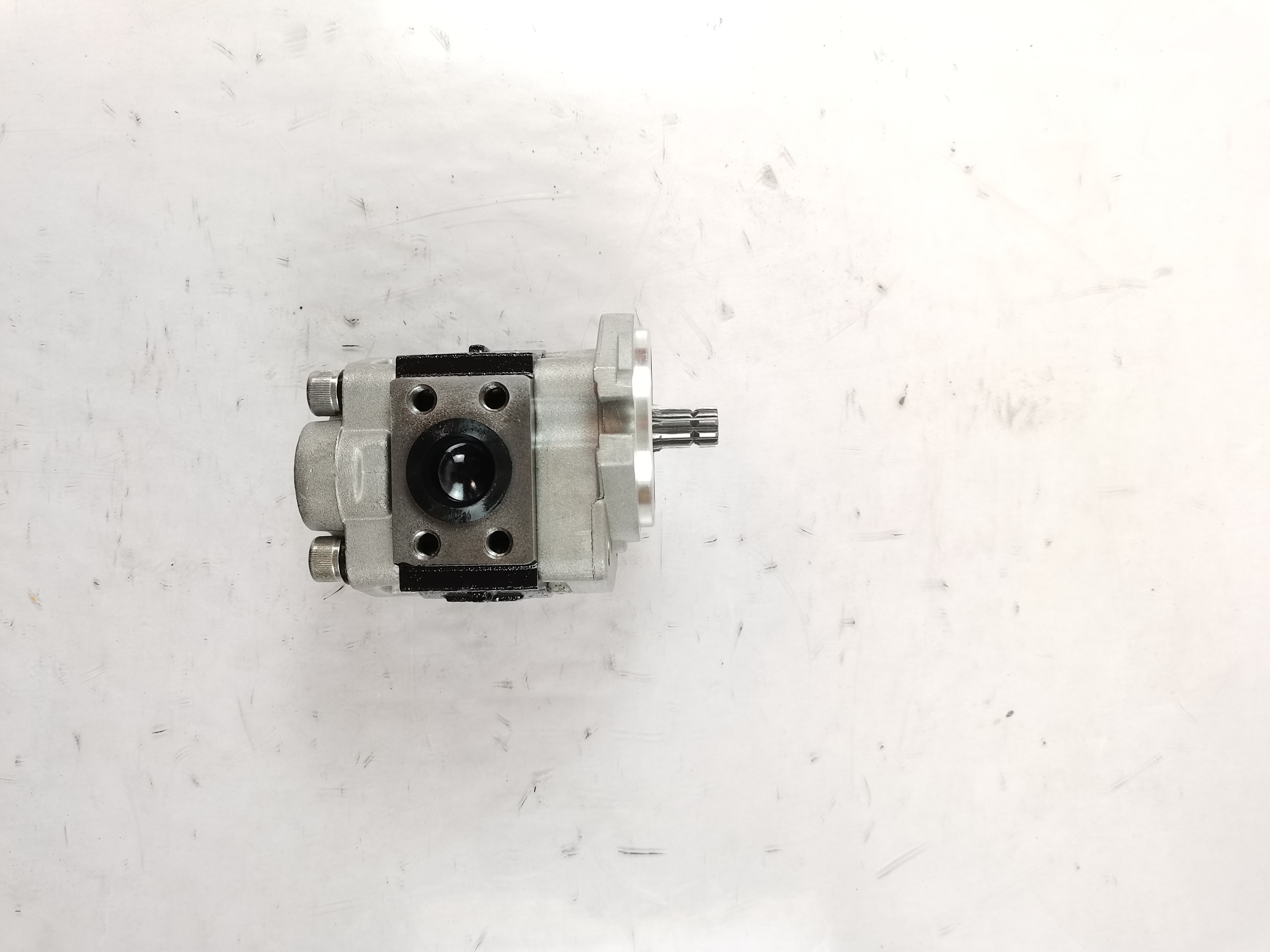 CBHZA-28.2-AF10 Komatsu Gear Pumps GD605A GD655A WA100 WA100SS WA100SSS WA120 WA120L WR11 WR11SS