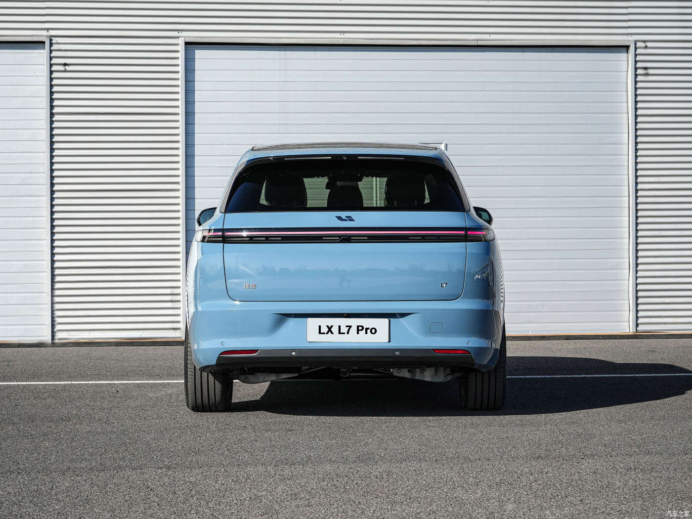 Experience the Future with 2023 Lixiang L7 Pro Luxury Electric SUV 170km Pure Electric Range and 40.9kWh Battery Capacity