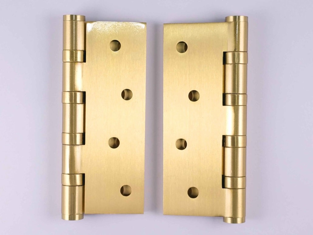 Automatic PVD Titanium Nitride Coating Machine For Stainless Steel Door Hinge
