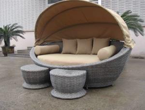 Quality Luxury Comfortable Roofed Cane Daybed , Wicker Garden Oval Daybed wholesale