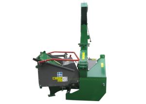 Quality Self - Contained Oil Tank Hydraulic Driven Wood Chipper 7 Inches CE Approved wholesale