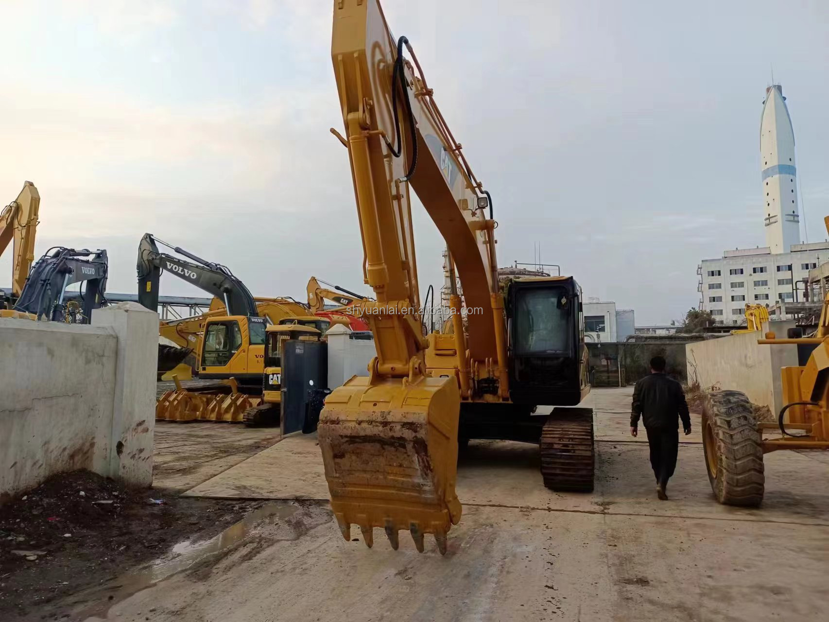 20T CAT 320C Excavator with Original Hydraulic Pump Strong Power High Work Efficiency
