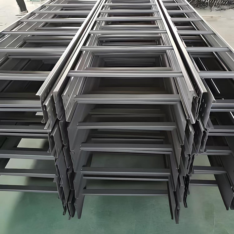 High Load Capacity Ladder Type Cable Tray With Galvanized Finish High Flexibility Up To 500kg