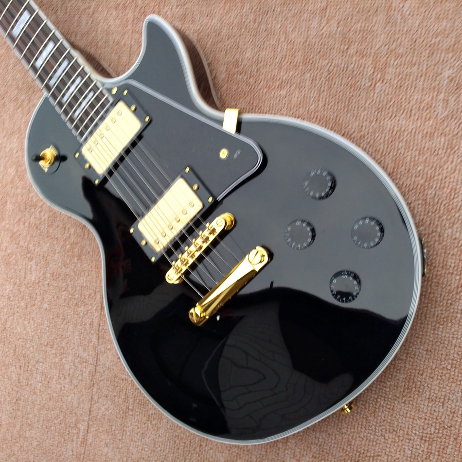 Custom LP electric guitar with ebony fretboard with mahogany body and neck
