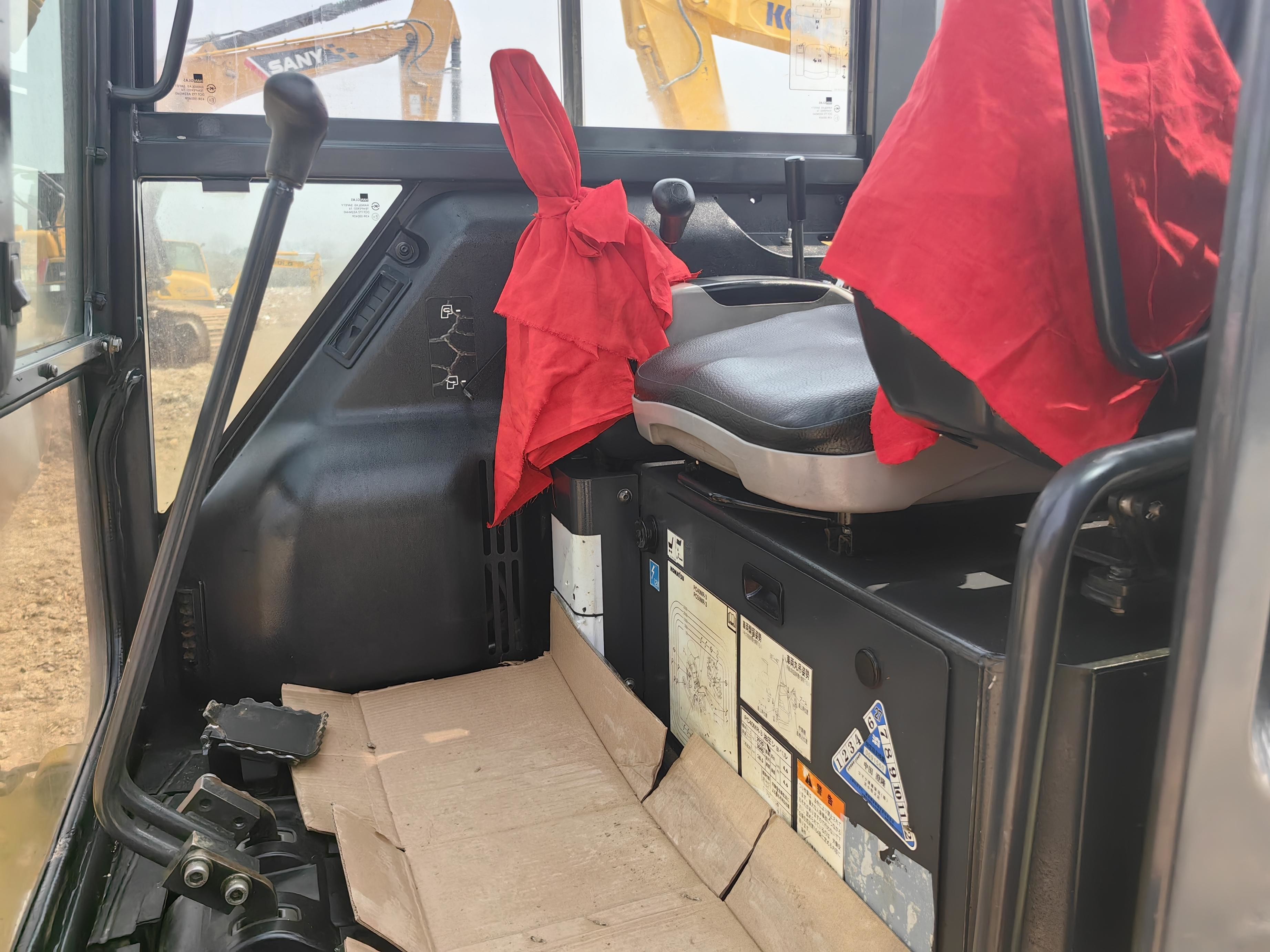 Imported 4Ton Used Komatsu Pc40 Crawler Mini Excavator Original Engine