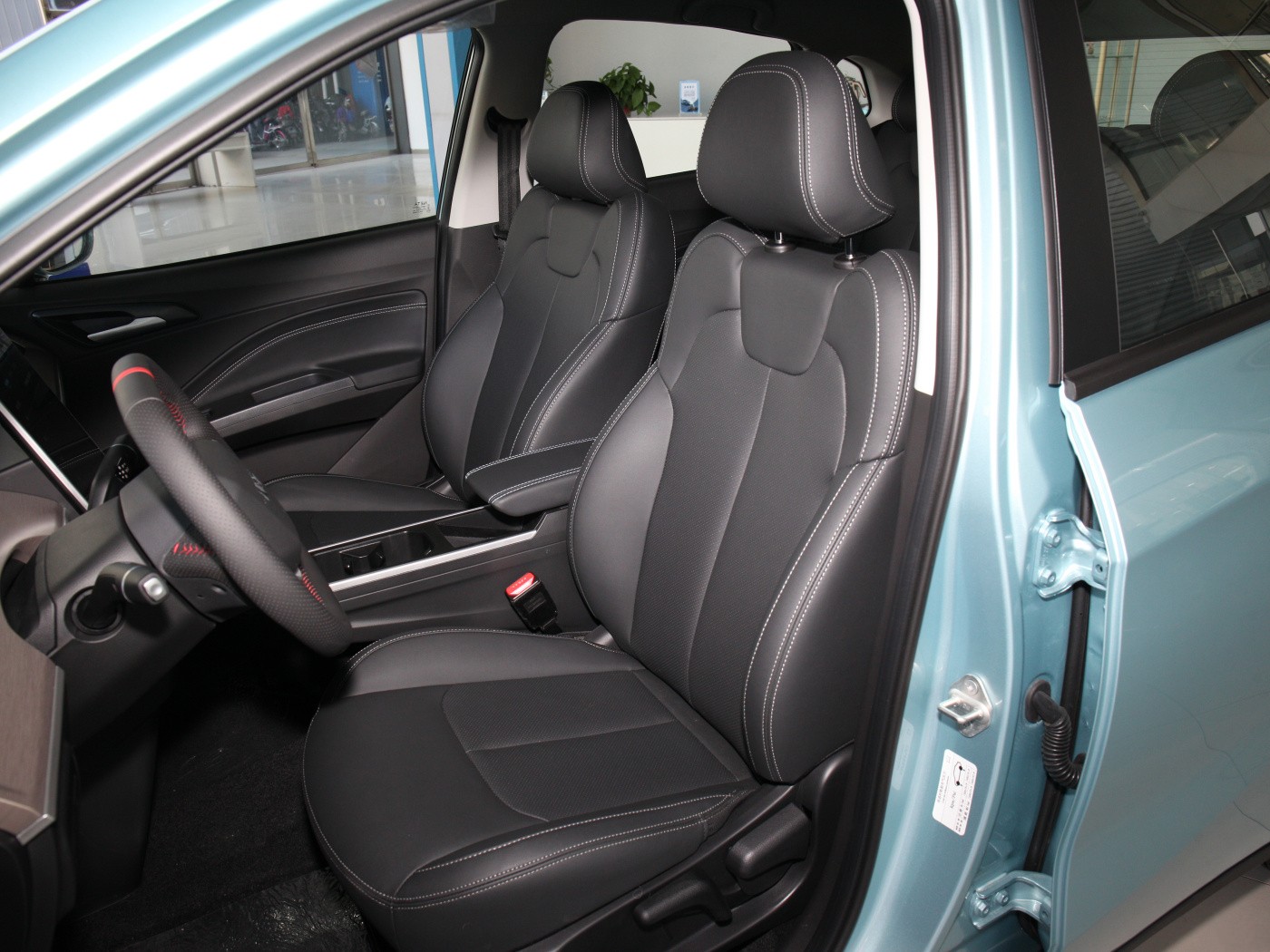 Color optional 2021 2022 Tide 400 Lite New Suv Neta-V Ev Neta V Electric Vehicle Car Pro Nezha V Pro For Adults in Stock