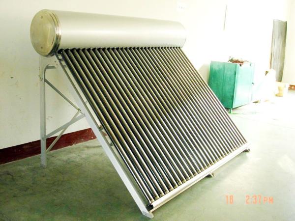 Cheap low cost high quality non-pressurized solar water heater for sale
