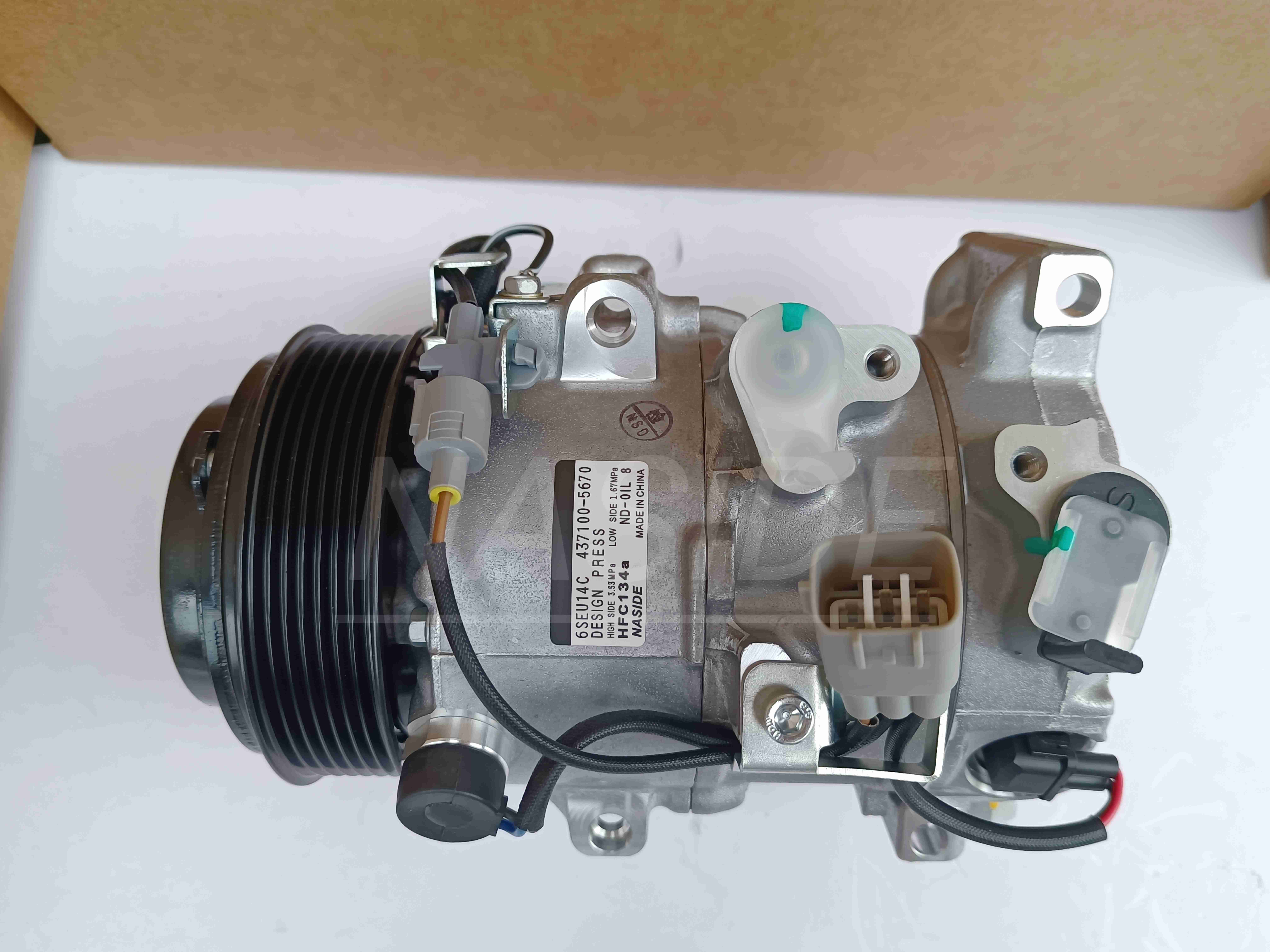 Auto AC Conditioning Compressor For TOTAL crown 2.5 883103A270 DS85004