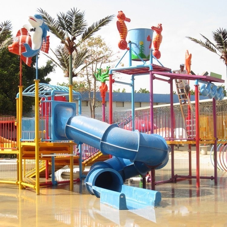 Small Indoor Outdoor Water Park for Children
