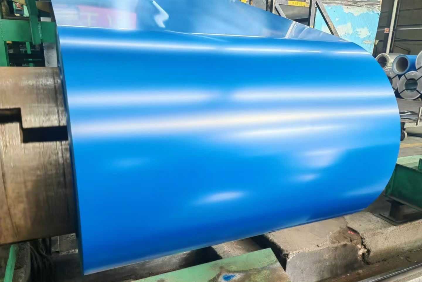ASTM A755 / CGCC / EN 10346 Color Coated Steel Coil with 3-8 Tons Coil Weight