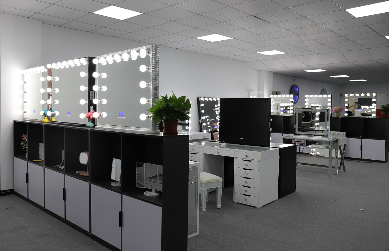 Hollywood Standing Full Length Xl Floor Mirror With Led Light 71x32