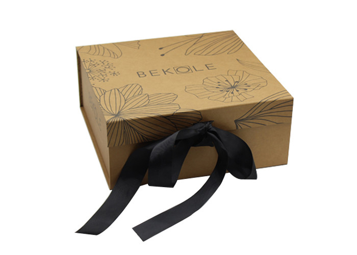 Front Flap Foldable Gift Box Cardboard With Magnetic Closure / Double Side Tape