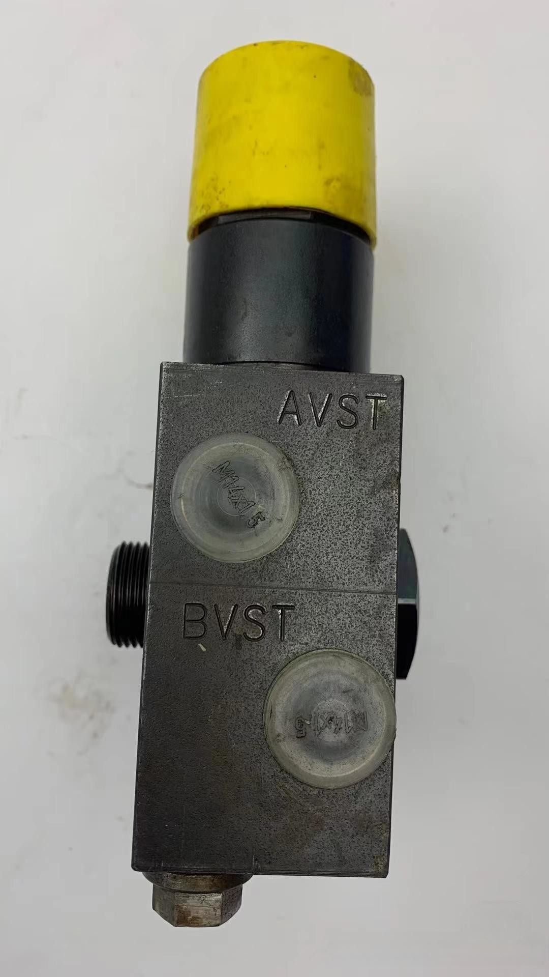 268431000 Putzmeister Concrete Pump Truck Accessories Boom Cylinder Hydraulic Lock 320BAR20LGEN.7