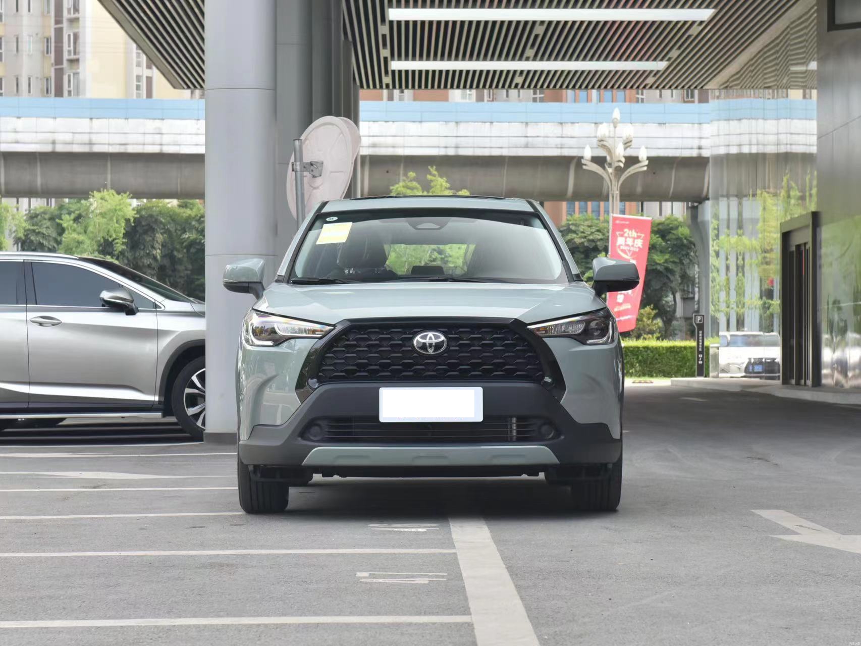 To-yota Corolla Cross Hybrid Automatic Gearbox Leather Seats Maximum Torque Nm 200-300Nm Direct Sale UNIV UNIK R/AV4 Camry