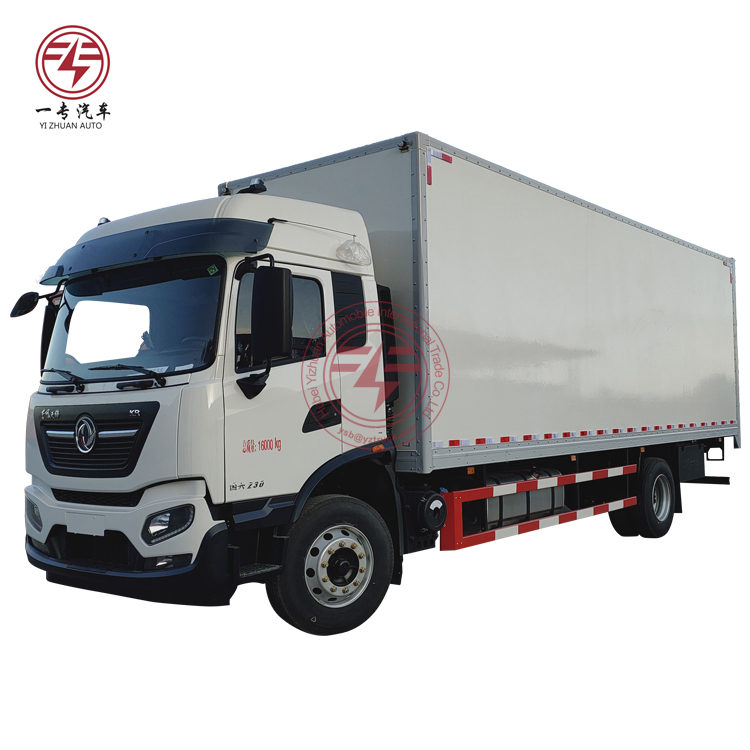 Reverse Shift Number 1 Dongfeng 4x4 Off-Road Mini Truck for Customer's Requirements