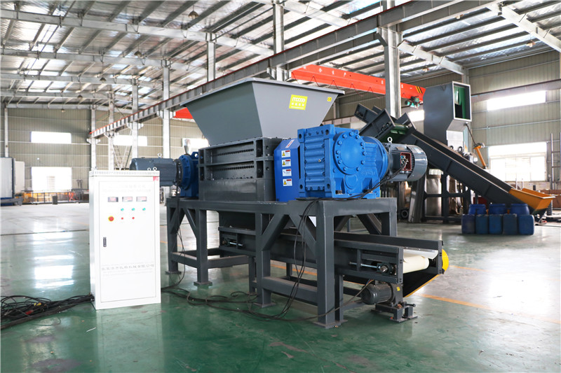 Single Shaft Plastic Waste Shredder 300-800kg/H Granulator