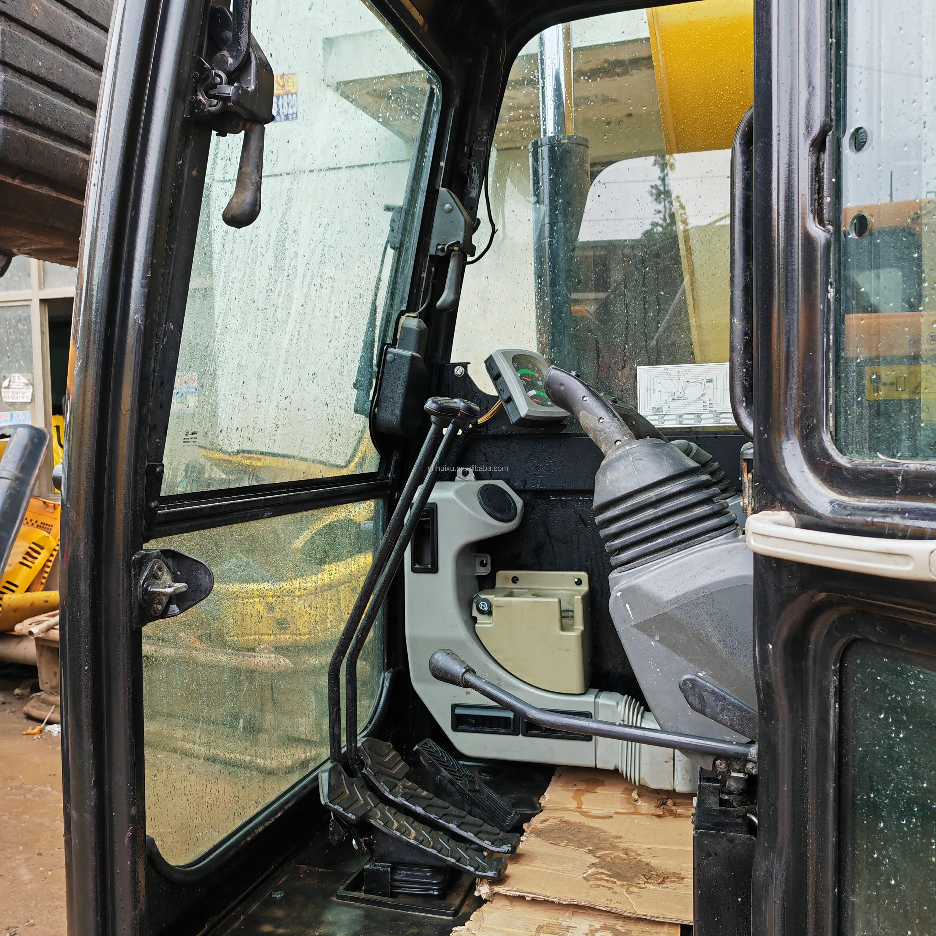 High Quality And Low Price CAT307E2 used excavator