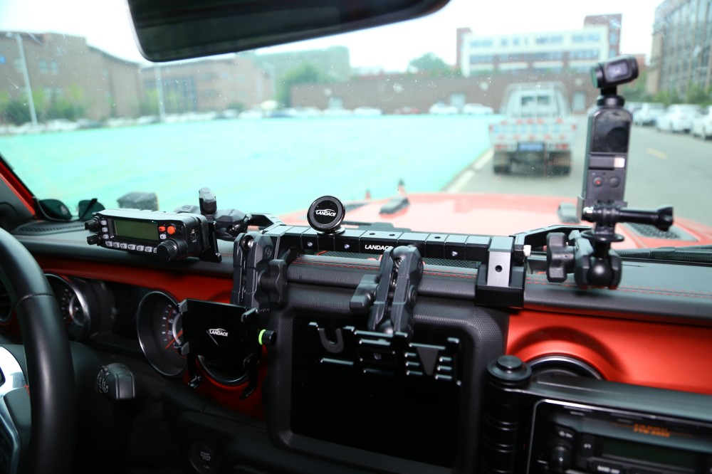 OEM Accepted Aluminum Alloy Center Console Mobile Phone Bracket for Jeep WranglerJL