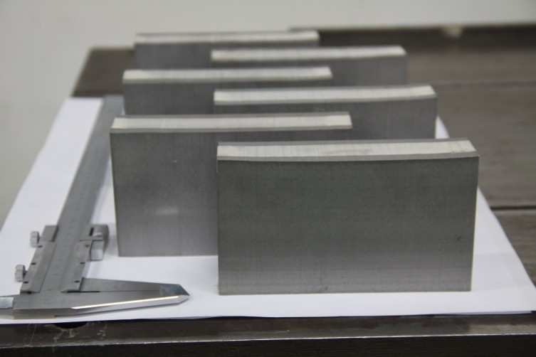 Multicolored Varnish Coating Hardener Epoxy Resin For Transformer Iron Core Binding