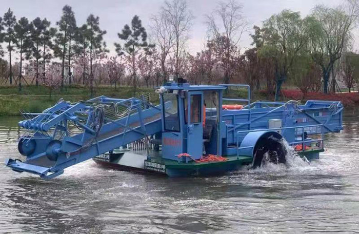 88kw power Eco Harvester 10CBM Fully Automatic For Floating Garbage