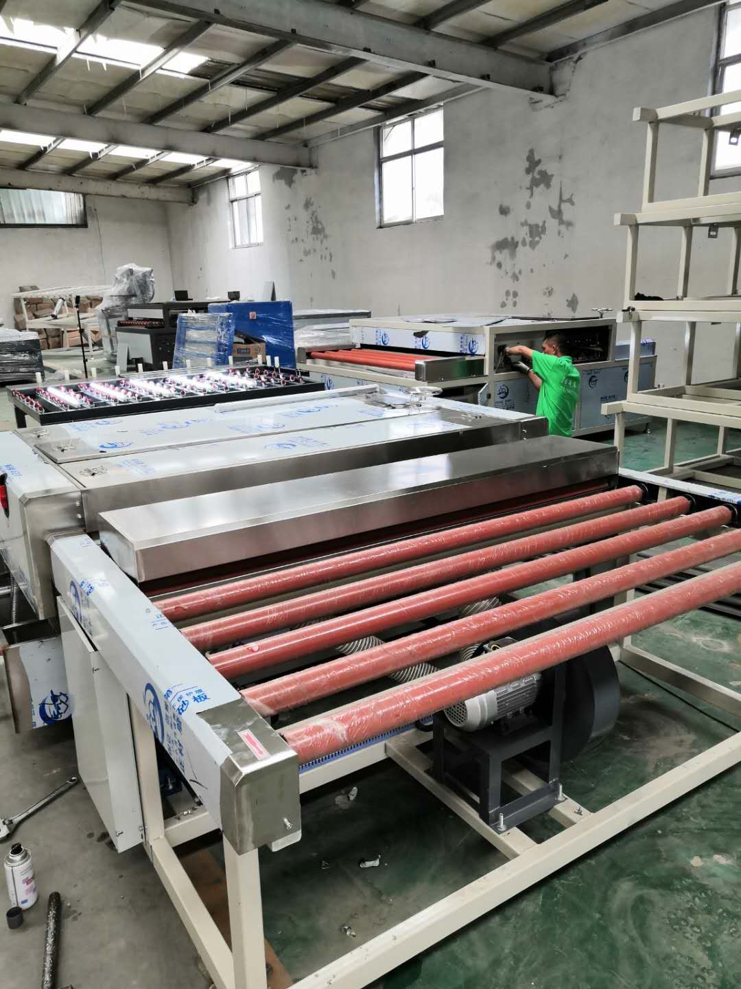 Insulation glass making machine. Glass washing machine, double glass machine