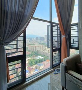 Quality Modern Aluminum Swing Window Insulated Glass Swing Open Windows wholesale
