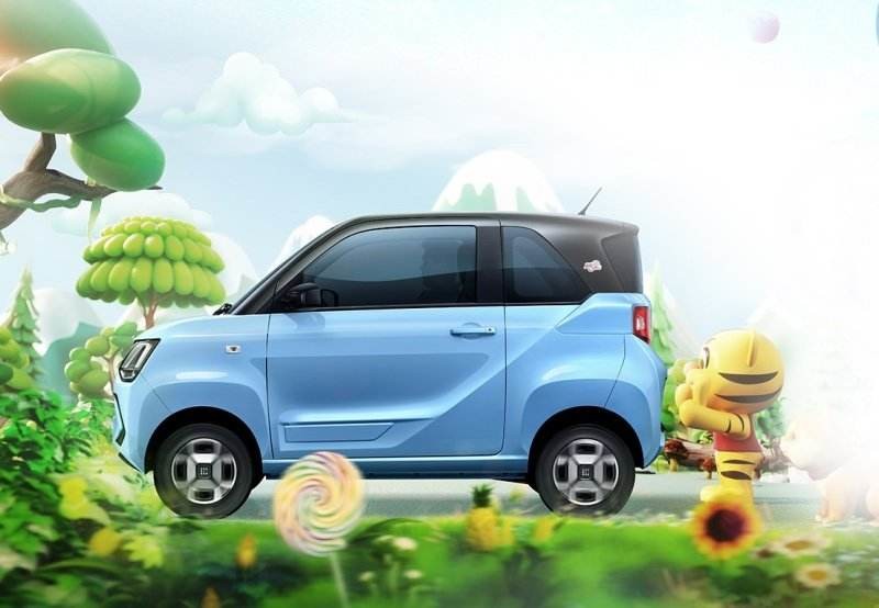 Dongfeng FENGON Mini Electric Cars 3 Door 4 Seats 100km/H Electric SUV Car