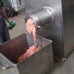 Industrial Frozen Chicken Meat Grinder for Frozen Meat and Bone at 910*620*980