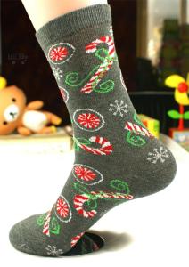 Quality Customized jacquard cartoon christmas patterned design OEM winter cotton socks for women wholesale