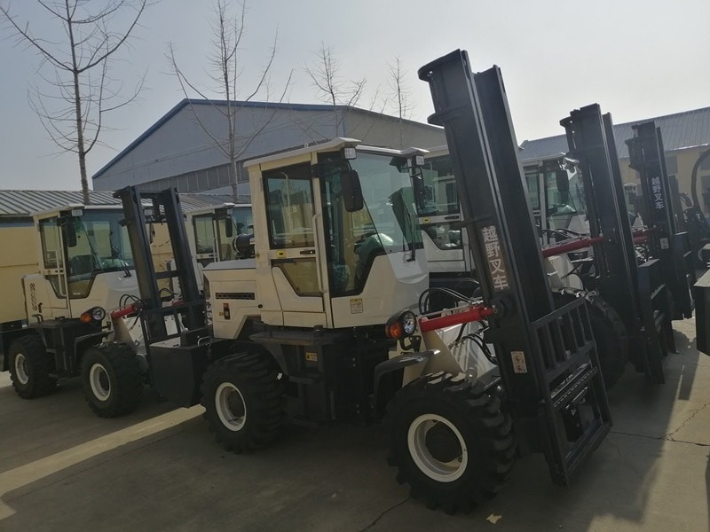 Fast Delivery ET40 4ton Rough Terrain Forklift Diesel 4x4 4 Wheel Drive Off Road Lifter Forklift