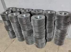 Quality Stainless Steel Corrugated Industrial Steel Wire Roller Brush for Cleaning Metal Parts wholesale