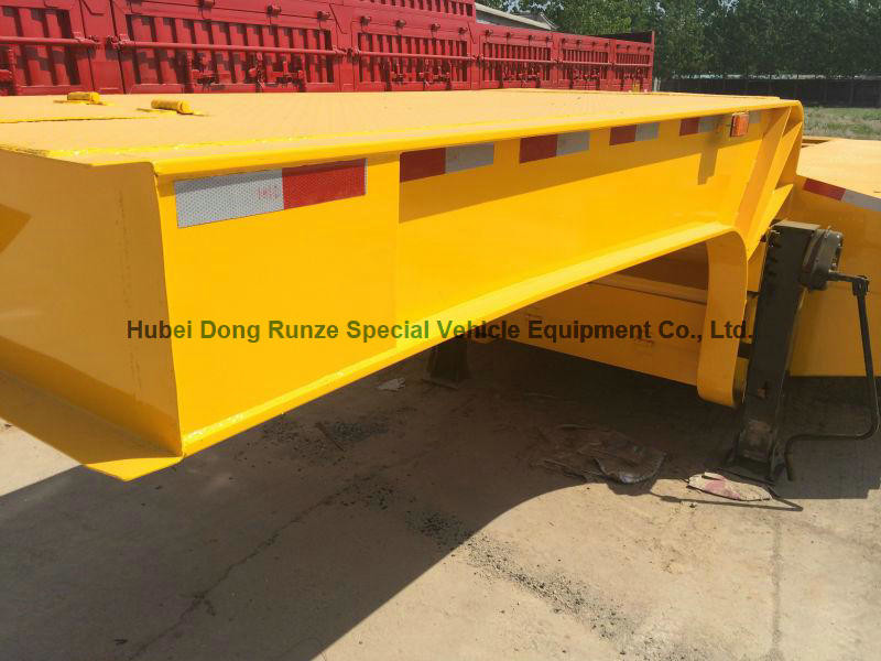 13m Low Price Low Bed Truck Trailer 3 Axle 3m Width 45 - 60 ton