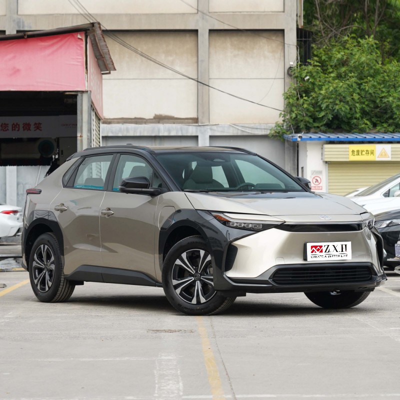 Gold Color Volvo Electric Car Long Range Pro Version FAW Toyota Bz4x