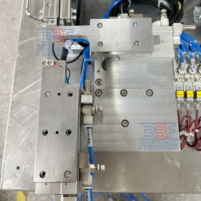Vibratory Feeding System Stainless Steel Parts Vibration Bowl Feeder for Robot Arm